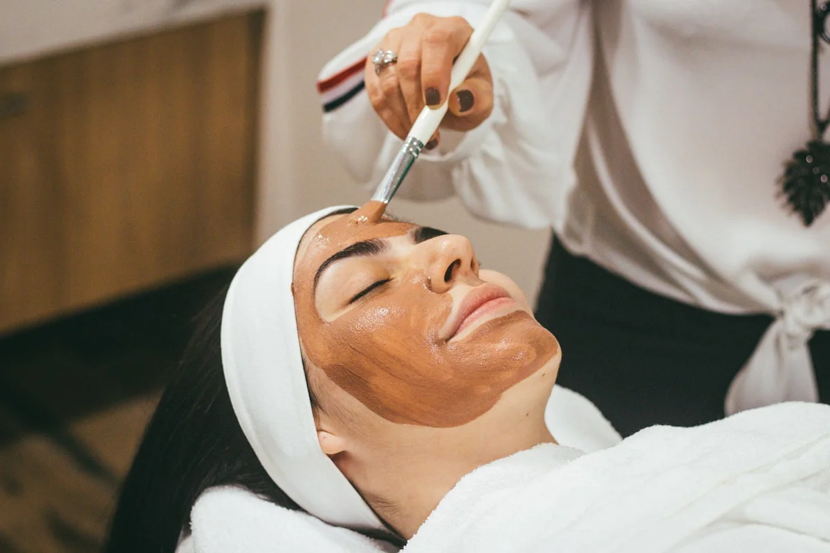 Clinical facial and skin resurfacing treatment for active acne breakouts and marks at Dermis 365