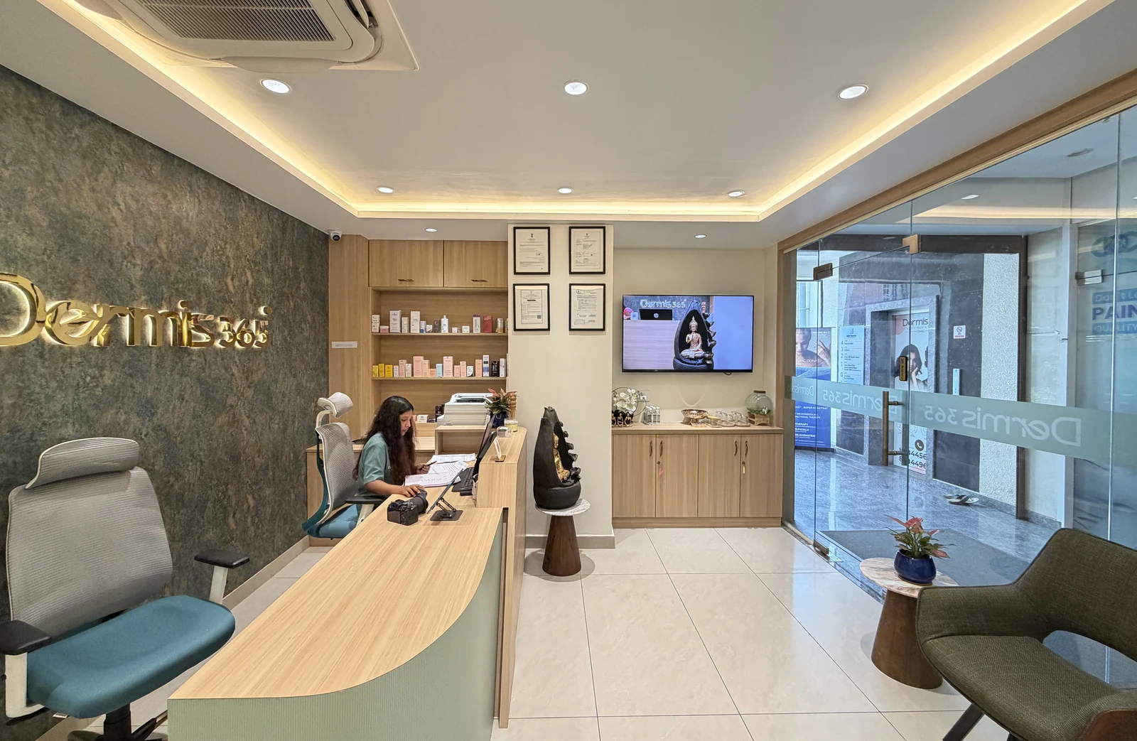 Dermis 365 Luxury Reception Lounge Bangalore