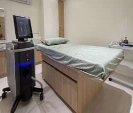 US-FDA approved Soprano ICE laser hair reduction workstation and sterile procedure bed